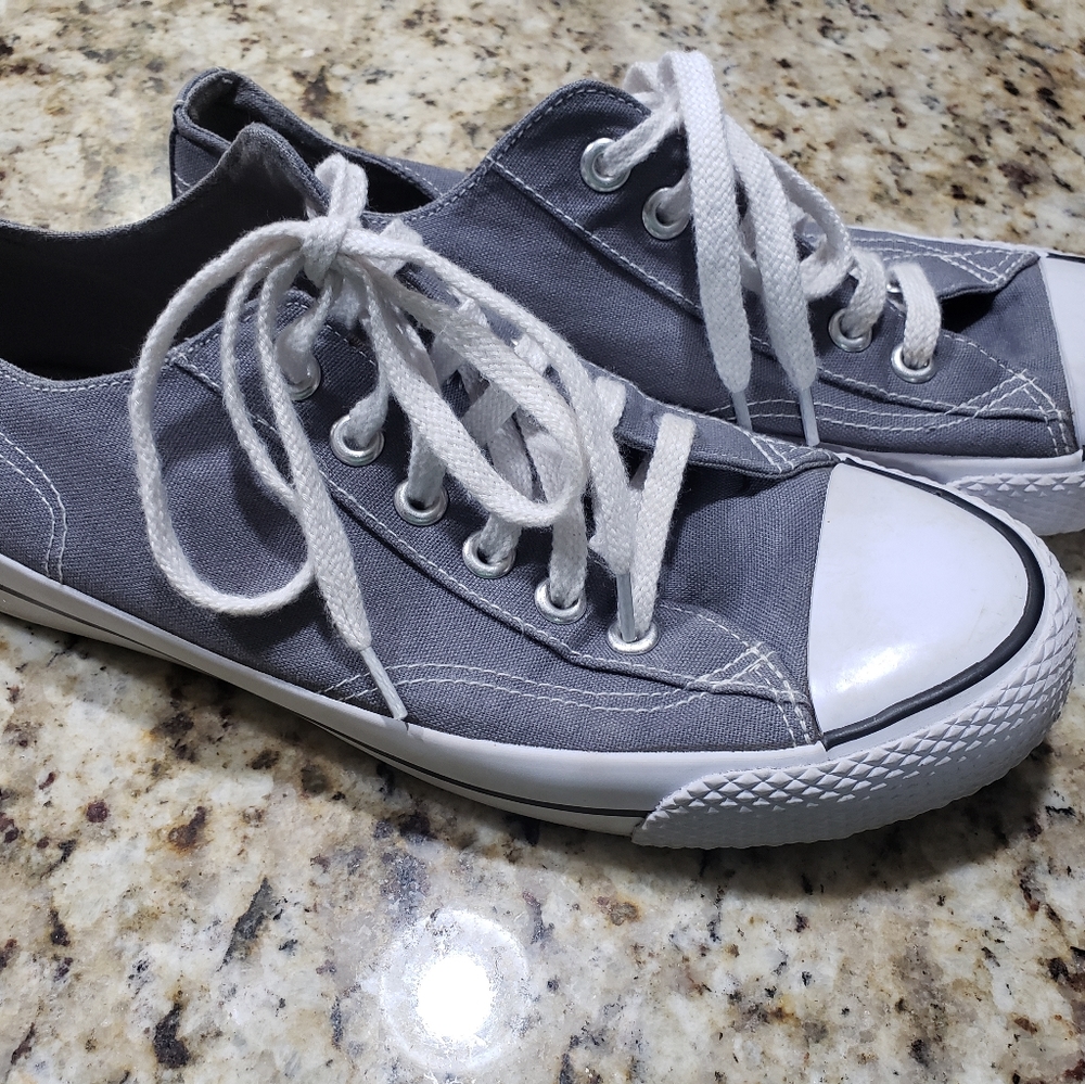 Airwalk Canvas Sneakers